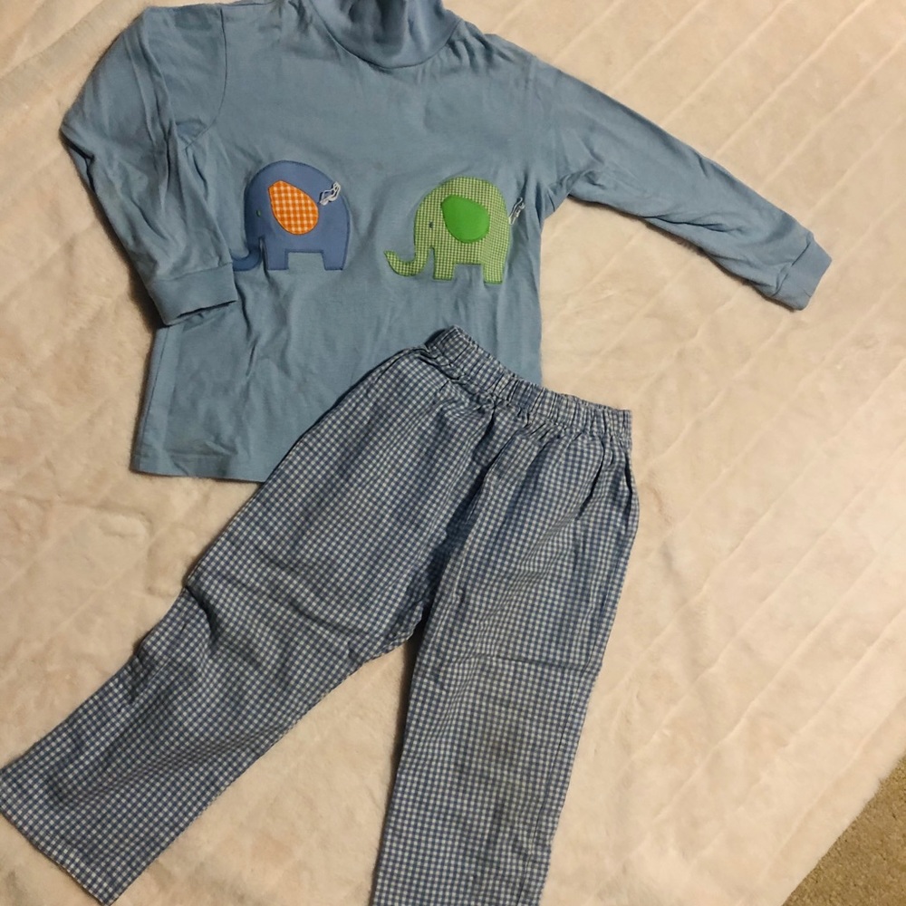 Cute boy outfit !! Great cotton -great shape